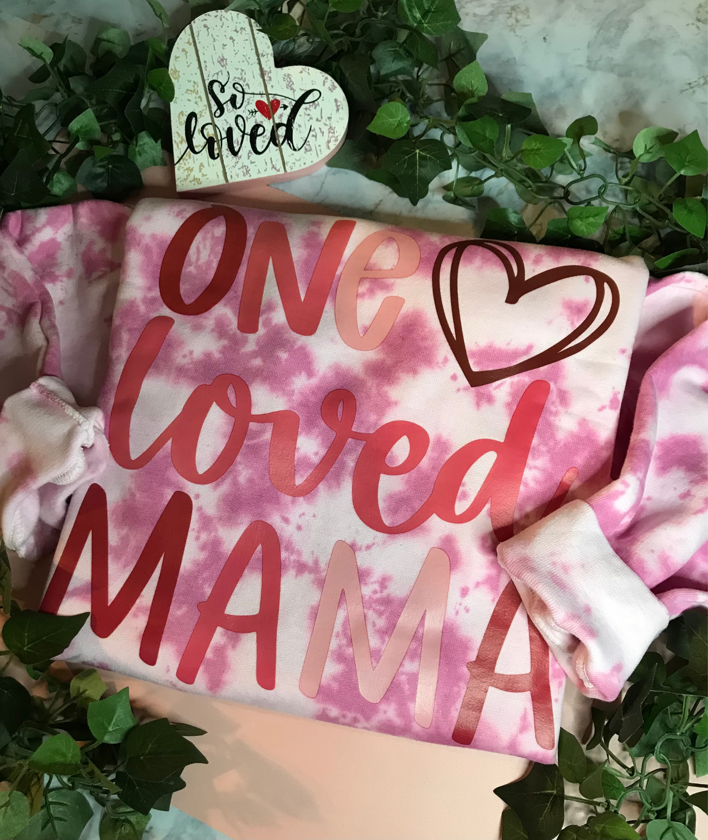 ONE LOVED MAMA/MINI Crewnecks